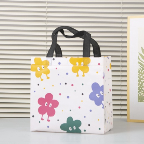 

Variant G-23 - Tas Souvenir - Tas Spunbond - Goodie Bag Spunbond - Spoundbond Bag - Tas Belanja Spunbond Model Kotak Box Kantong - ToteBag Wanita - Tas Jinjing Wanita - Tas Kado - Tas Belanja - Souvenir - Tas Wanita - Tas - Spoundbond - Tas Hajatan