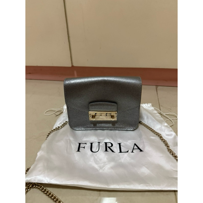 preloved furla julia bag