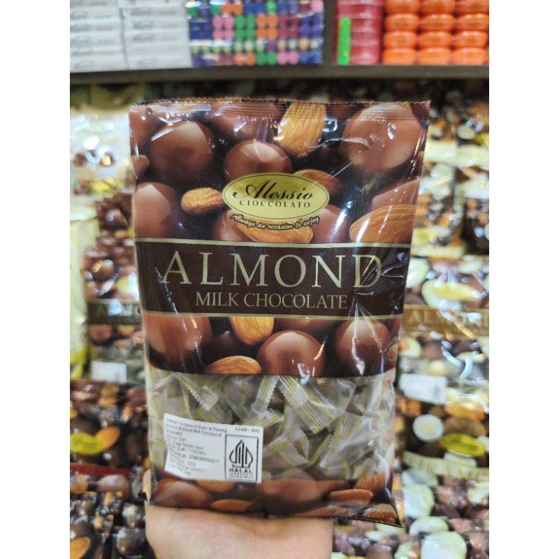 

Coklat Alessio Almond Milk Chocolate 200gr - Chocolate - Coklat almond - cokelat -