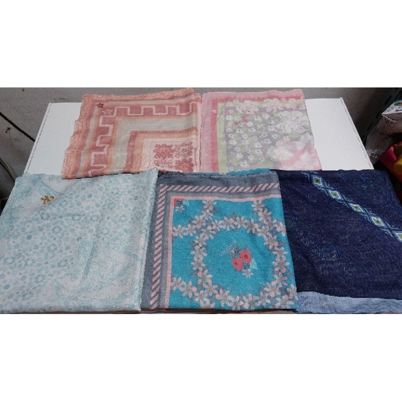 preloved aneka scarf (mandjha by ivan gunawan, puru kambera, halwa, dll)