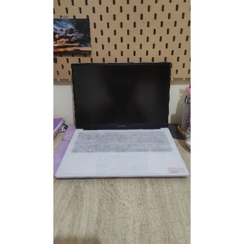 Laptop Advan Workplus Ryzen 5 (bekas)