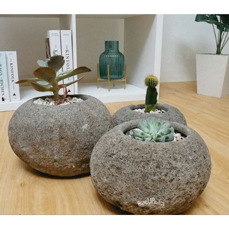 pot bunga batu alam/pot bunga minimalis