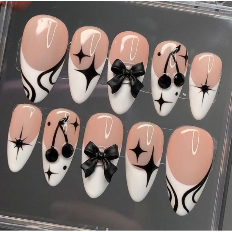 Black Velvet - Press On Nails Elegan & Bold