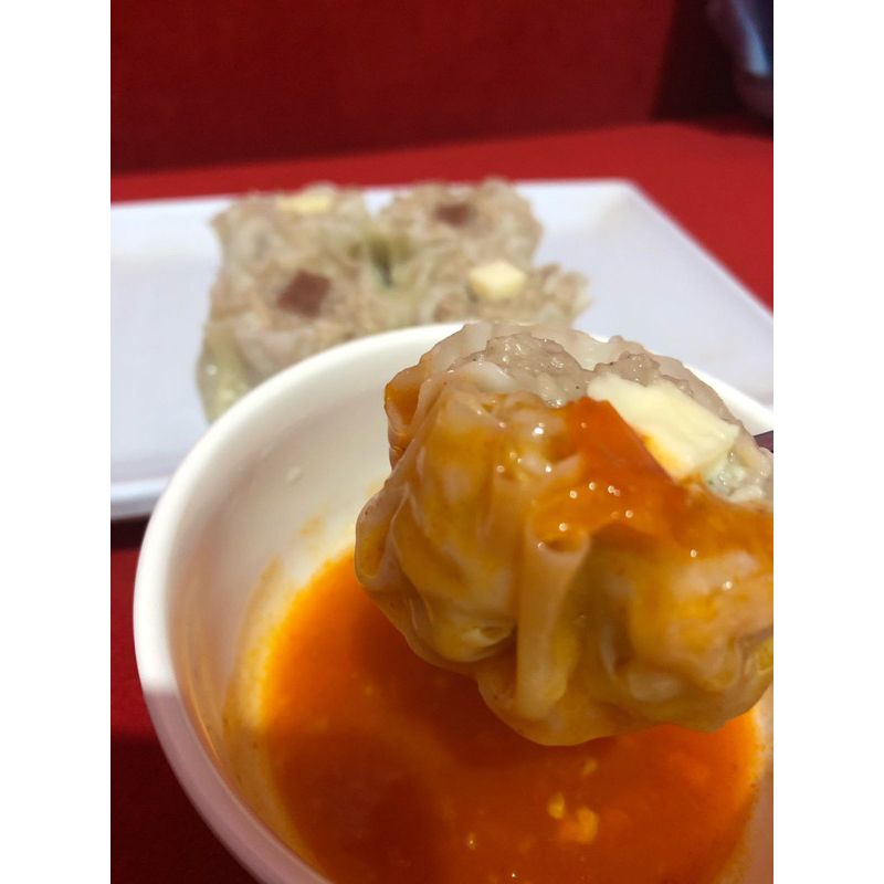 

Dimsum Ayam halal isi 12 pcs sudah termasuk saos