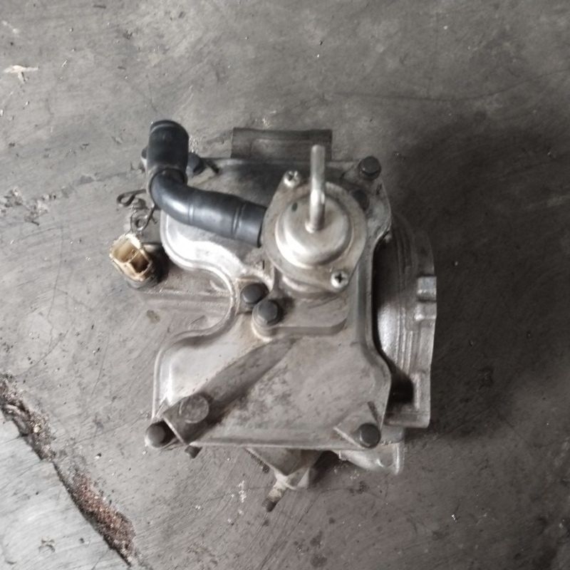 satu set head cylinder/kop vixion old 3C1