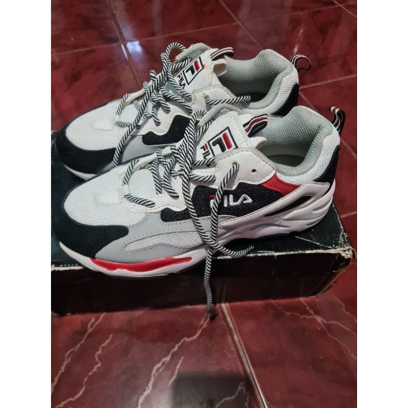 sepatu fila ray tracer second,sepatu fila ray tracer second