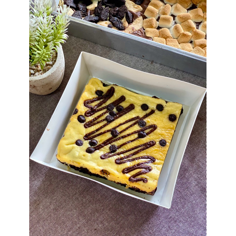 

Fudgy Brownies Cheese 10x10cm