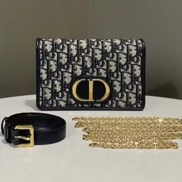 VGC, Christian Dior 2-in-1 30Montaigne Pouch Belt Bag Size 13,5cm x 5cm x 9cm With db, chain, strap