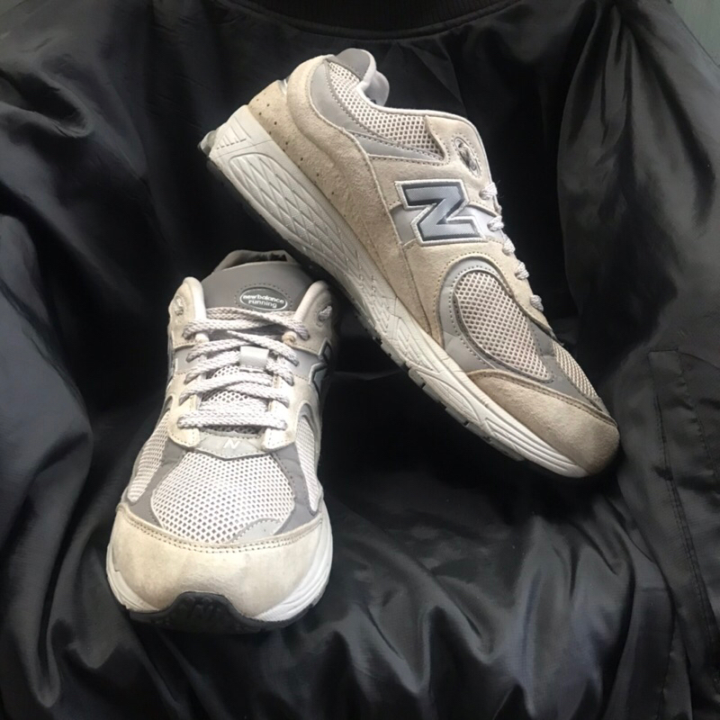 sepatu NB 2002 casual second like new