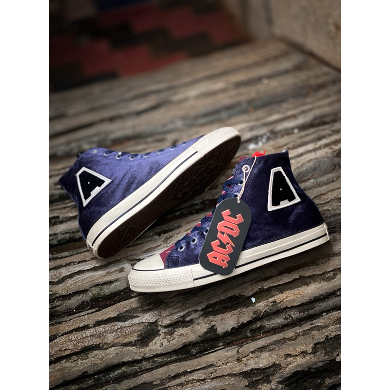 CONVERSE ACDC ANGUS YOUNG NOS