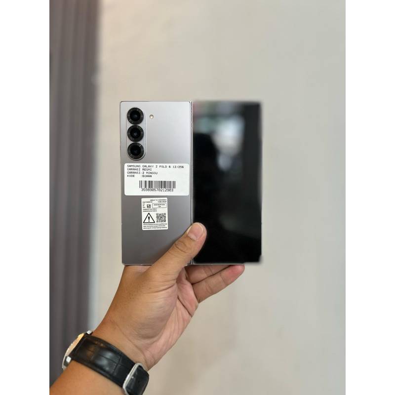 SAMSUNG GALAXY Z FOLD 6 5G 12/256 SECOND RESMI