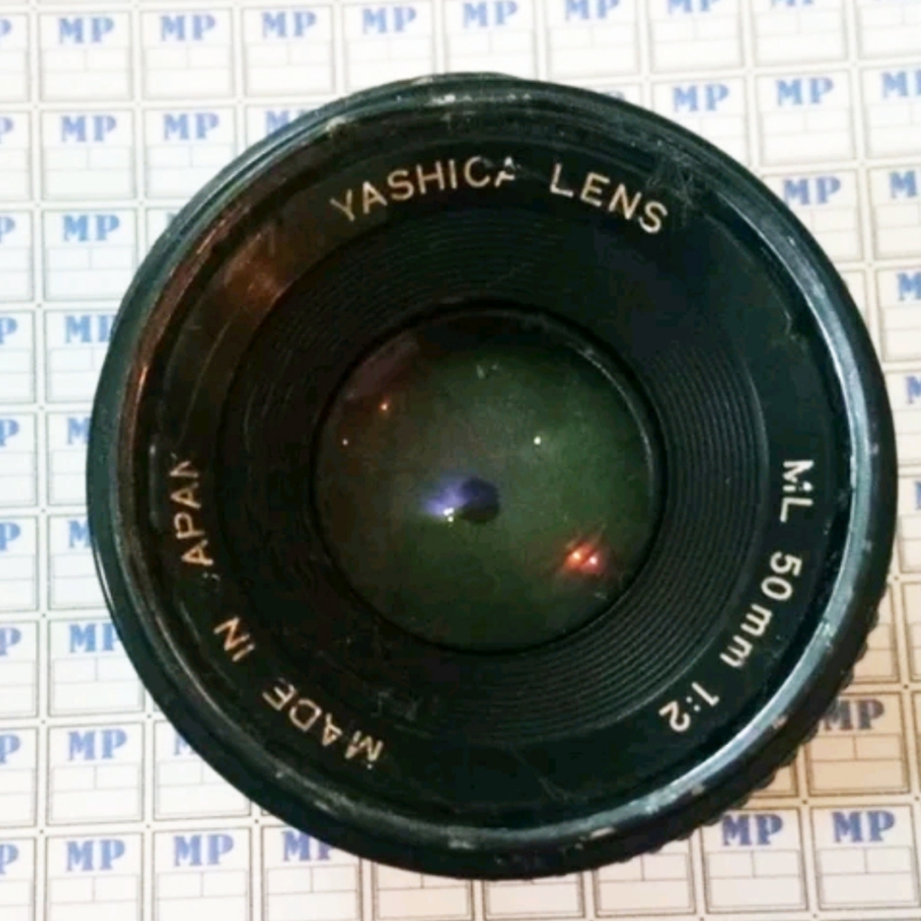 Lensa fix manual Yashica 50mm f2