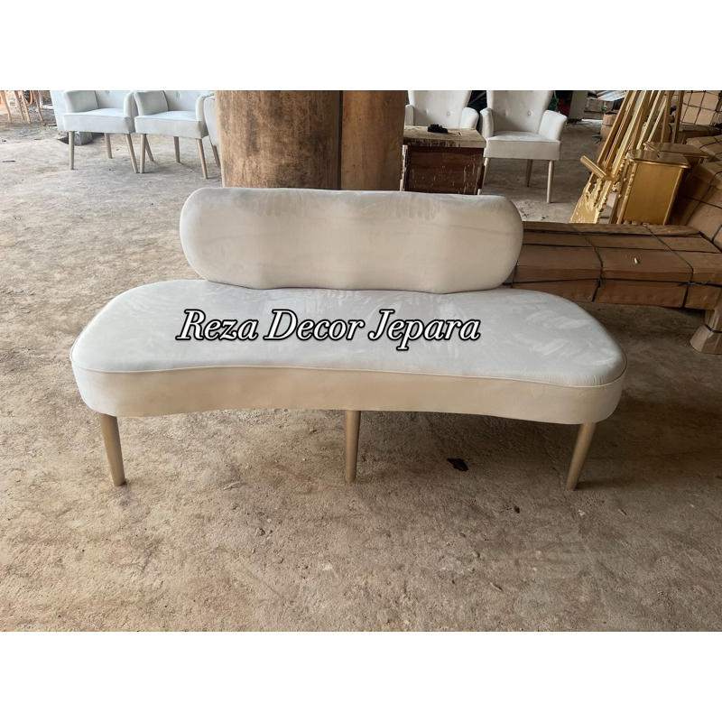 sofa pelaminan kacang / kursi pelaminan minimalis / kursi pelaminan retro / kursi pelaminan terbaru 