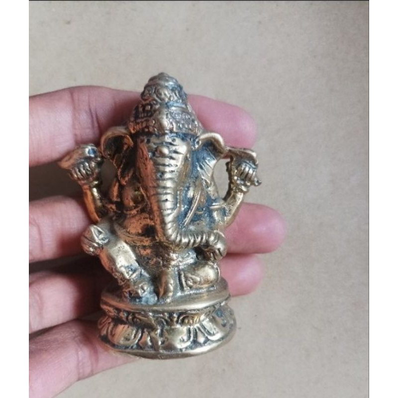 Patung Ganesha Kuningan