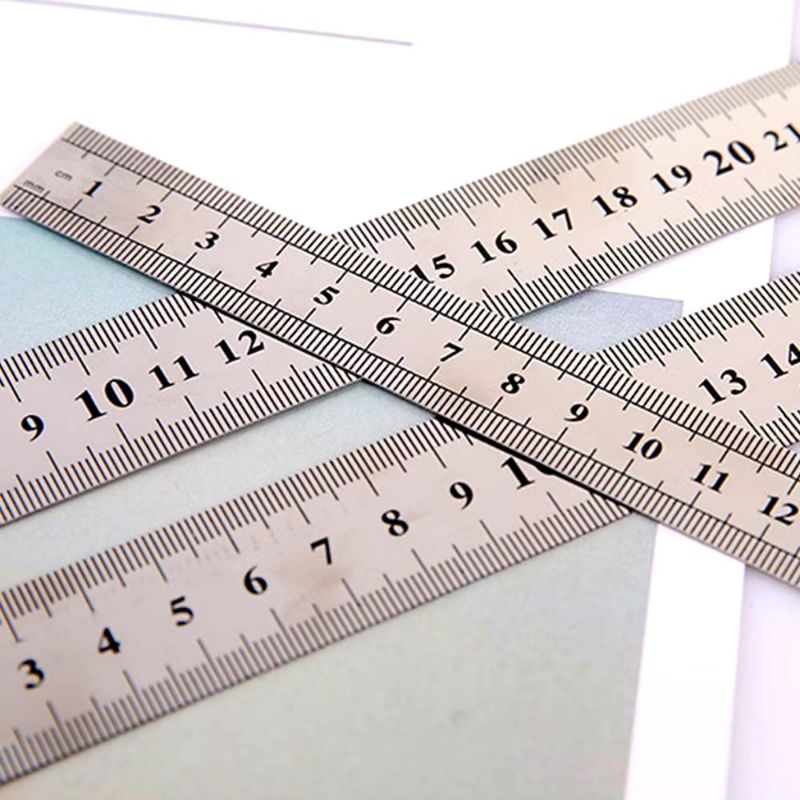 

FGT Penggaris Besi 30CM Stainless Steel Penggaris 15CM Serbaguna Perlengkapan Sekolah / Mistar Besi Alat Ukur Multifungsi