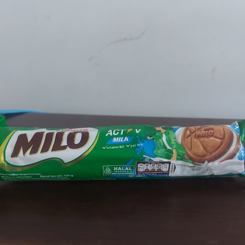 

Biskuit Nestle Milo Activ Milk