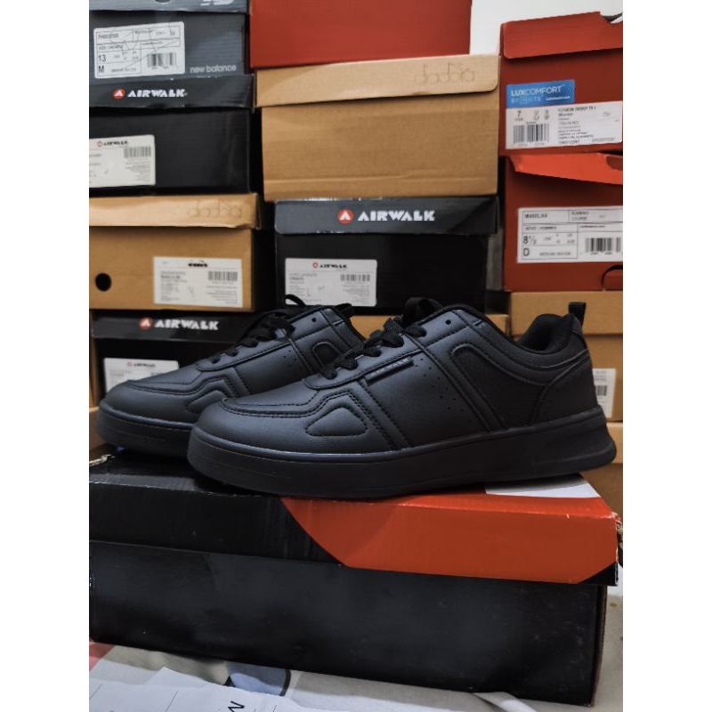 Sepatu Airwalk Calvin Full black