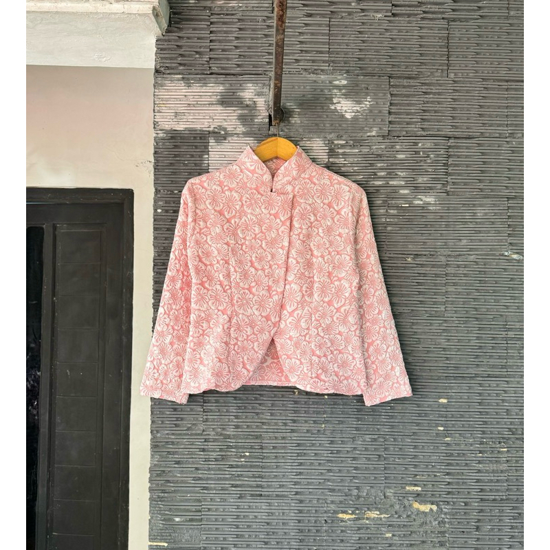 KEBAYA JANGGAN JENGYAH BUNGA TIMBUL OVAL