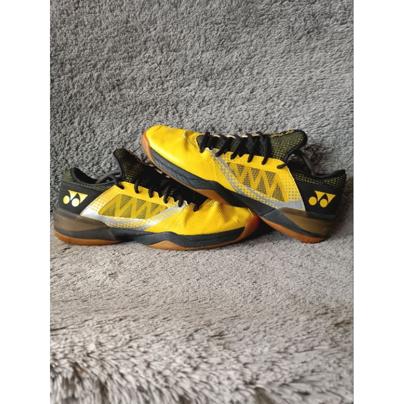 SEPATU BADMINTON YONEX COMFORT Z SIZE 45 ORIGINAL SECOND PRIA HIGH END