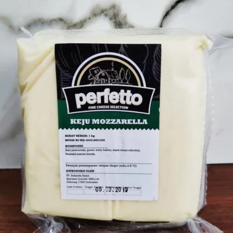 

Keju Mozarella Perfetto 1kg/ Mozzarella Cheese perfetto 1kg Original