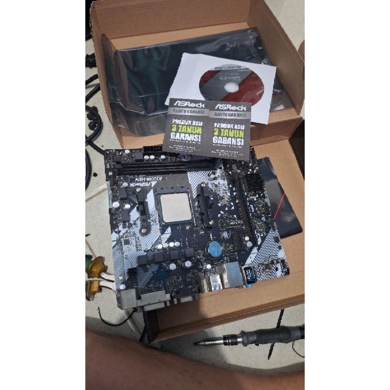 Motherboard  Asrock a320m hdv + Ryzen 3 4100