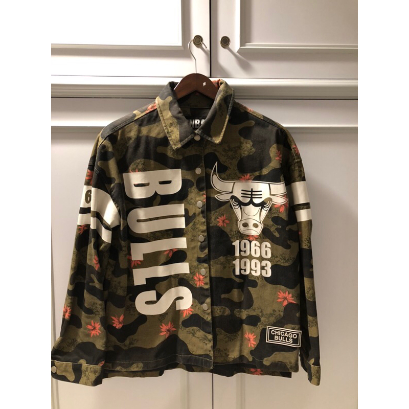 CHICAGO BULLS DENIM JACKET