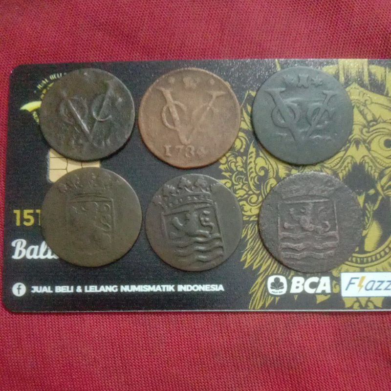koin kuno VOC tahun 1767#8..#3... kondisi kurang bagus tulisan tahun kurang jelas.