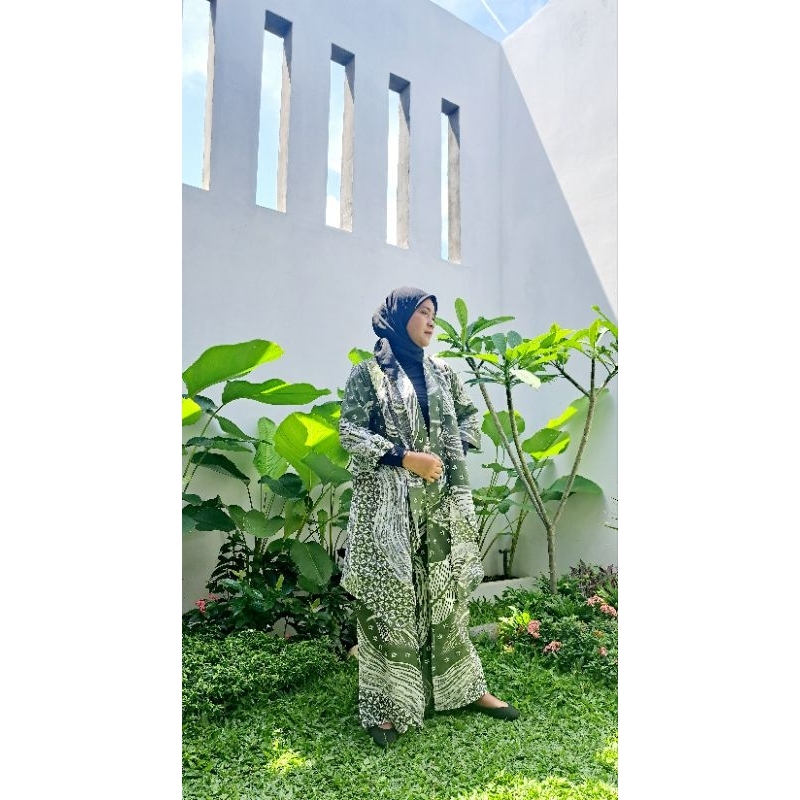 One Set Kulot Outer Batik Wanita