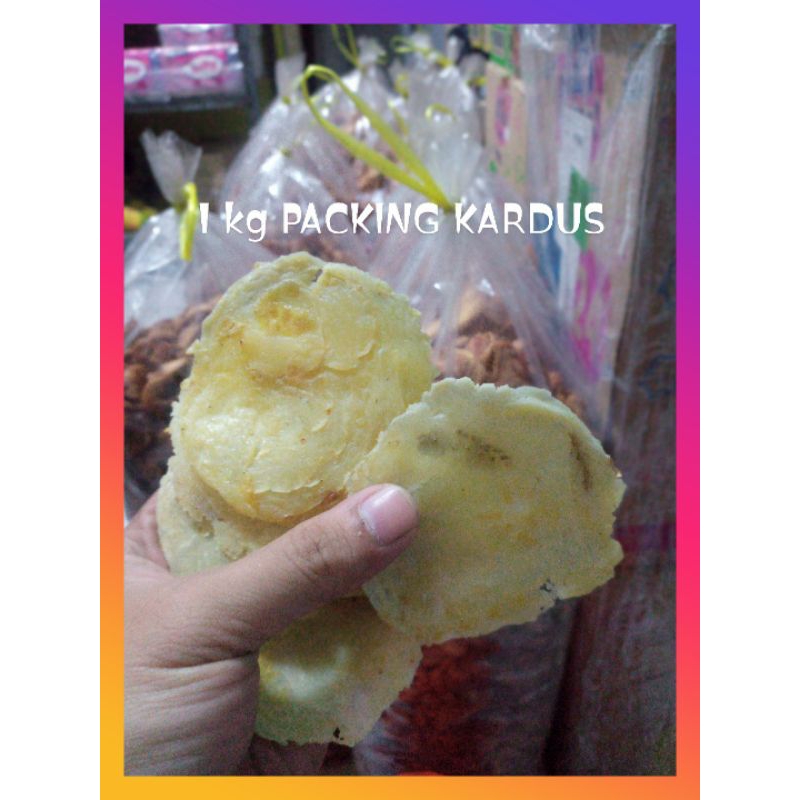 

Emping melinjo Mentah Tebal dan lebar 1kg produksi Kebumen packing KARDUS