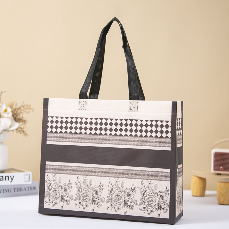 

Tas Jinjing / Tas Belanja / Tas Spunbond / Tas Souvenir / Tas Jinjing Wanita / Tas Lipat / Tas Kado / Kantong Belanja | tas ulang tahun murah