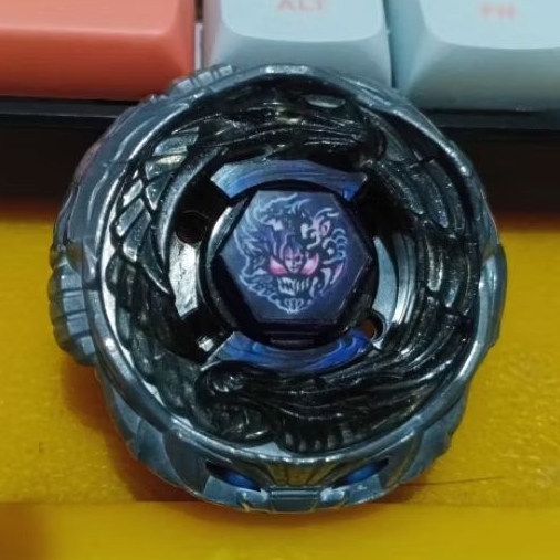 Metal fight beyblade 4D (Metal Fury) original takara tomy