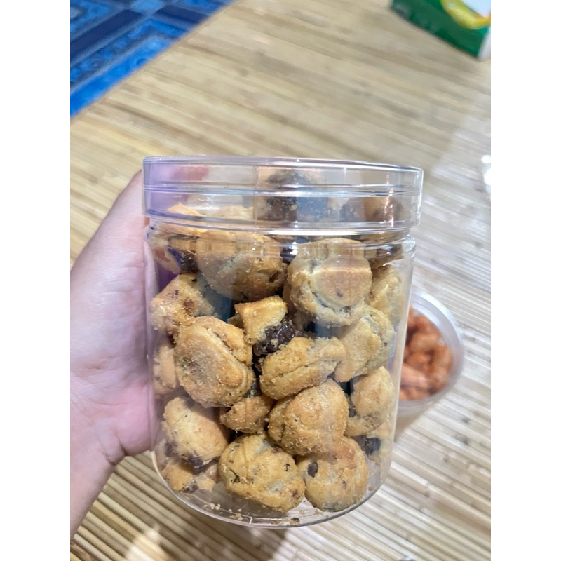 

Kue Soes Cokelat(Toples 600 ML)