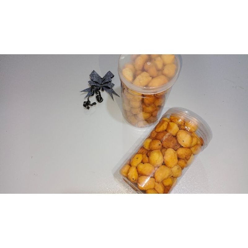 

ROTI JINTAN kemasan Toples 900ml khas Makassar