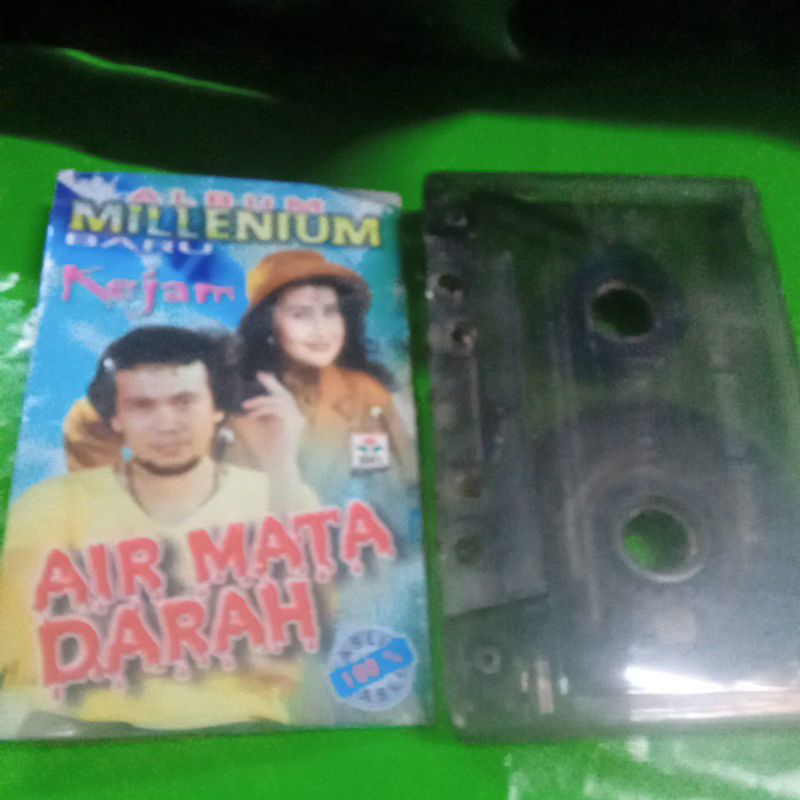 KASET PITA album MILLENIUM D081