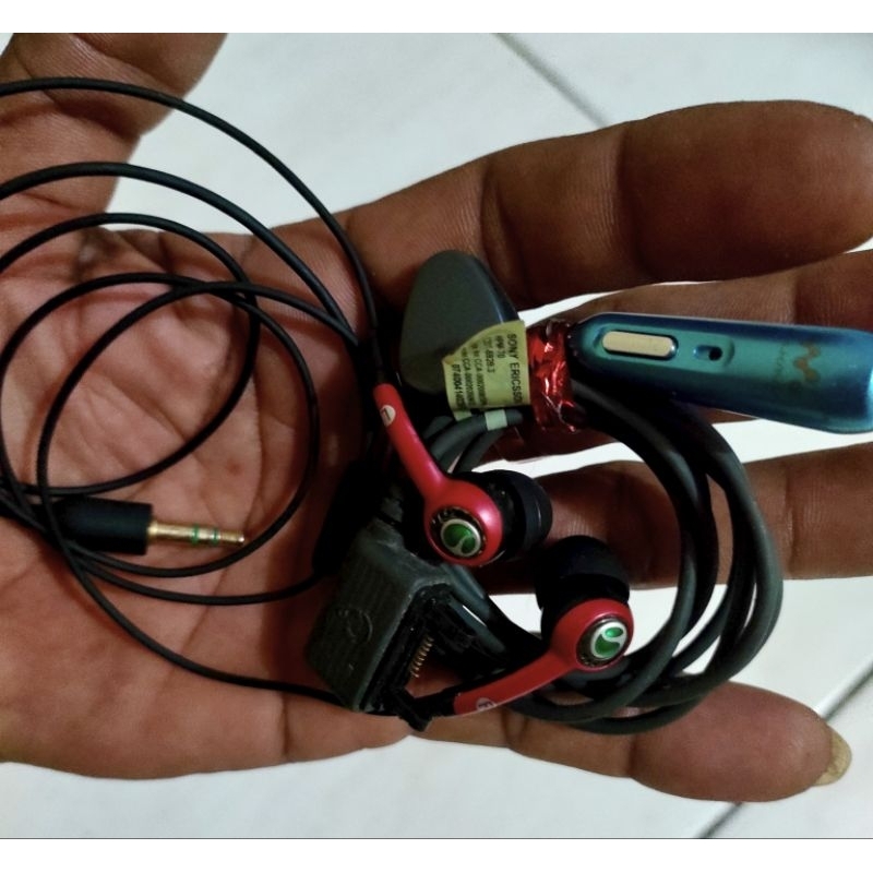 headset sony ericsson hpm 70