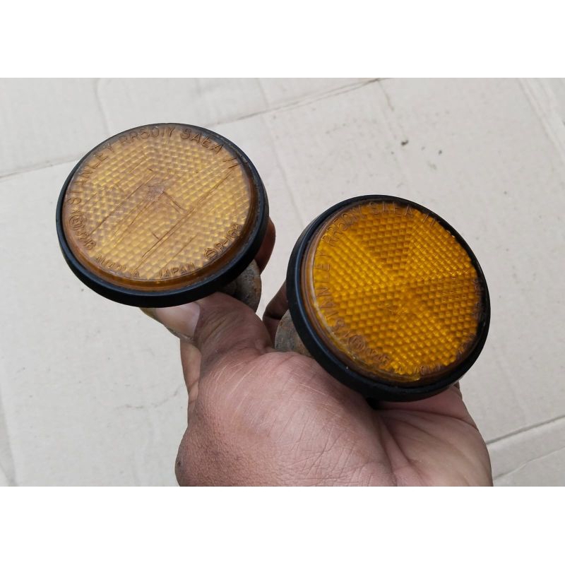 MATA KUCING YAMAHA V80 ORIGINAL