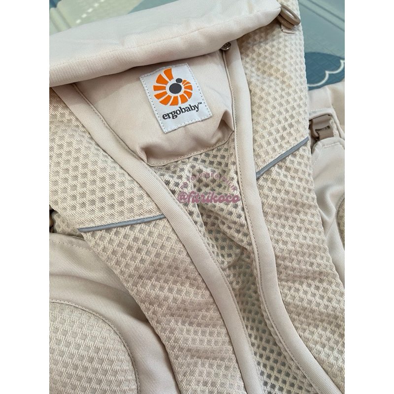 Preloved like New - Ergobaby Omni Breeze Fullset - Natural Beige