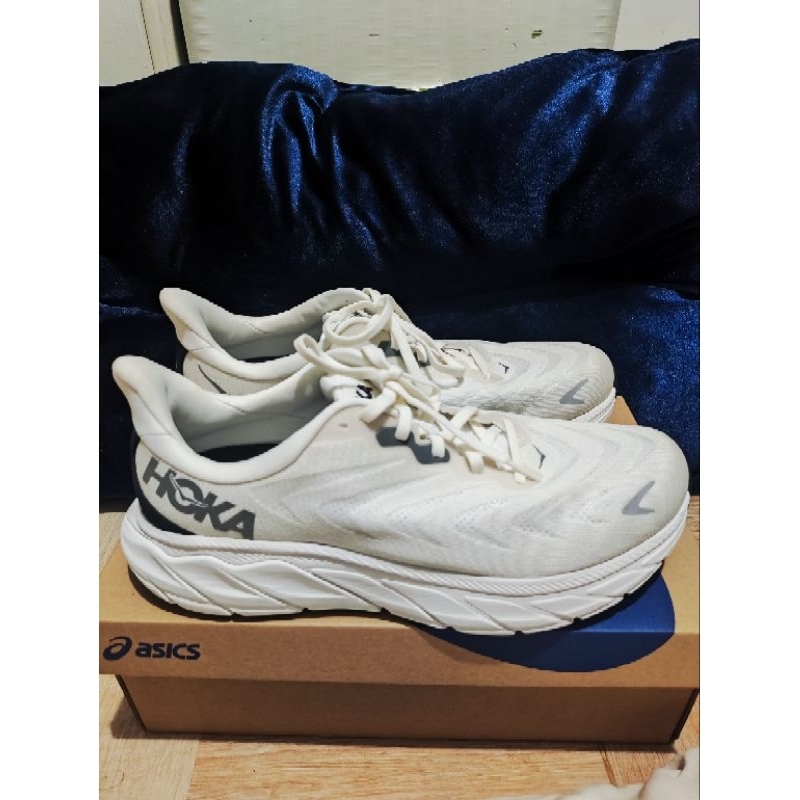 Sepatu Lari Running Shoes merk Hoka ARAHI 6 Size 43 1/2 Second Bekas Mulus