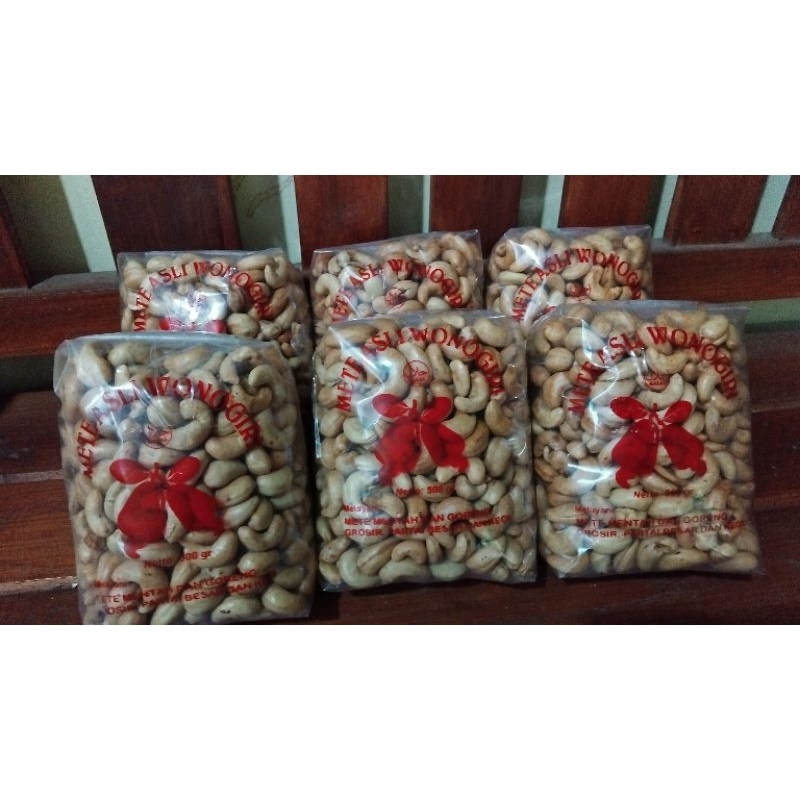 

kacang mede goreng rasa bawang 500 gram