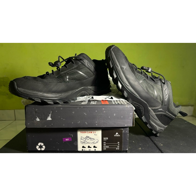 Sepatu Eiger Tiger Claw 2,5 Full Black