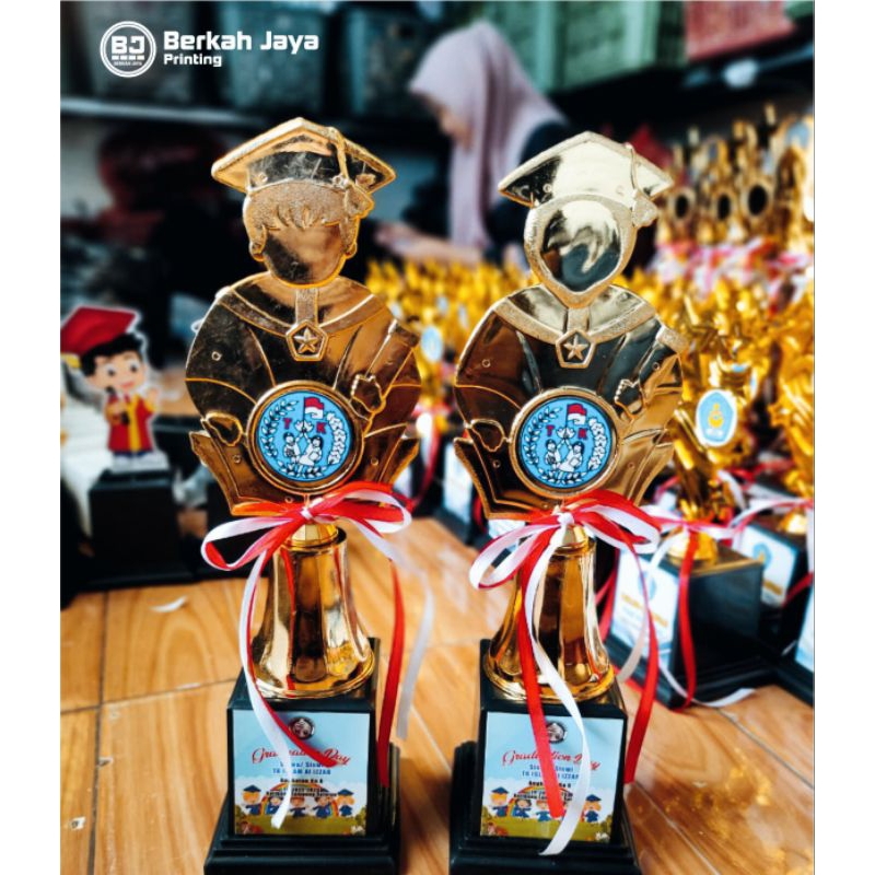 PIALA PAUD TK || Piala Wisuda TK || GROSIR PIALA || Piala Lampung || Plakat Wisuda