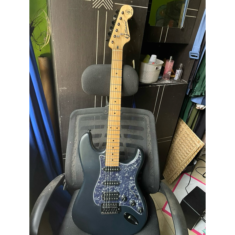 Gitar Elektrik Merk Gillmore