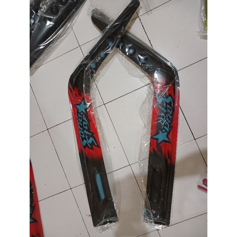 Talang air L300