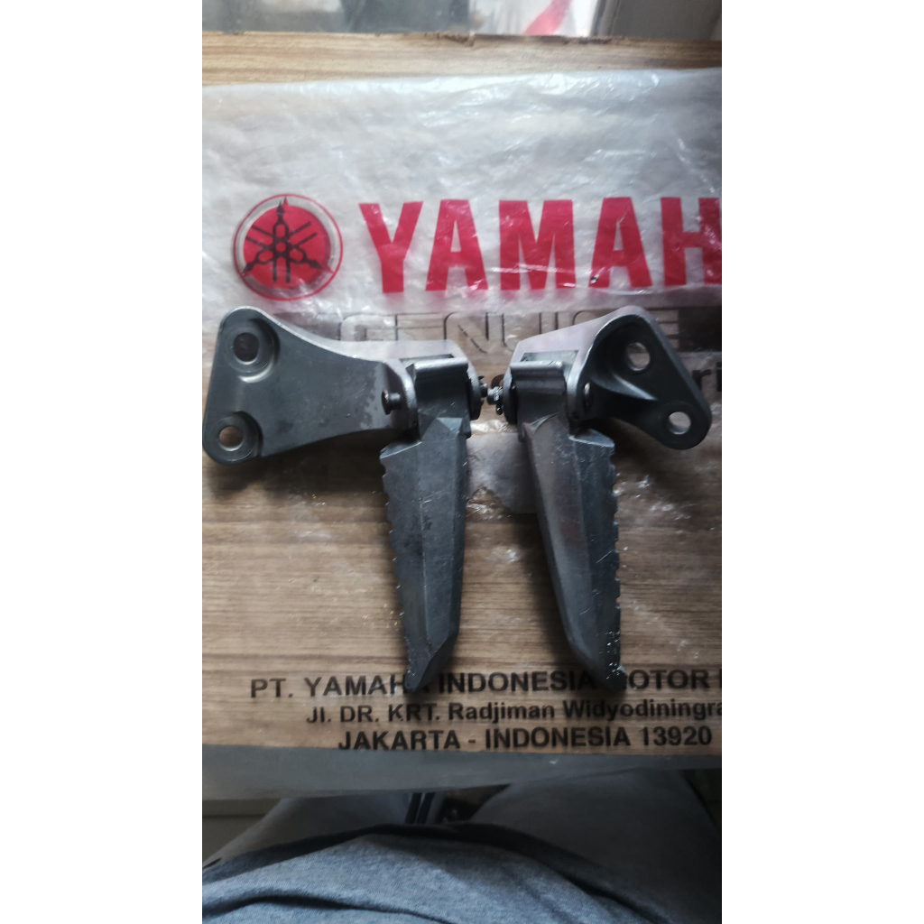 STEP YAMAHA NMAX 2DP ORIGINAL