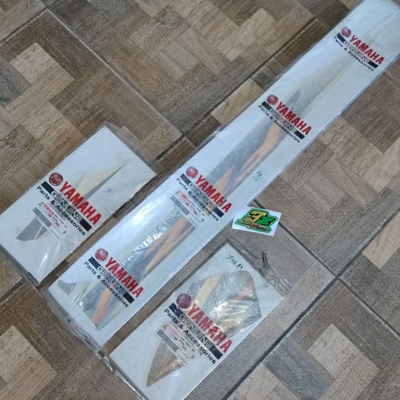 Striping stiker grafik f1zr fizr 4WH biru putih dpbmc 2004 original asli baru ygp nos