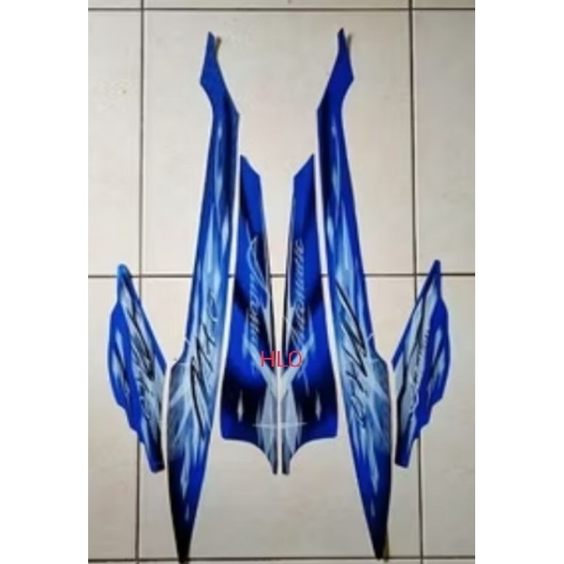 Lis striker striping Yamaha Mio sporty full body mudah di pasang th 2009/2010BIRU