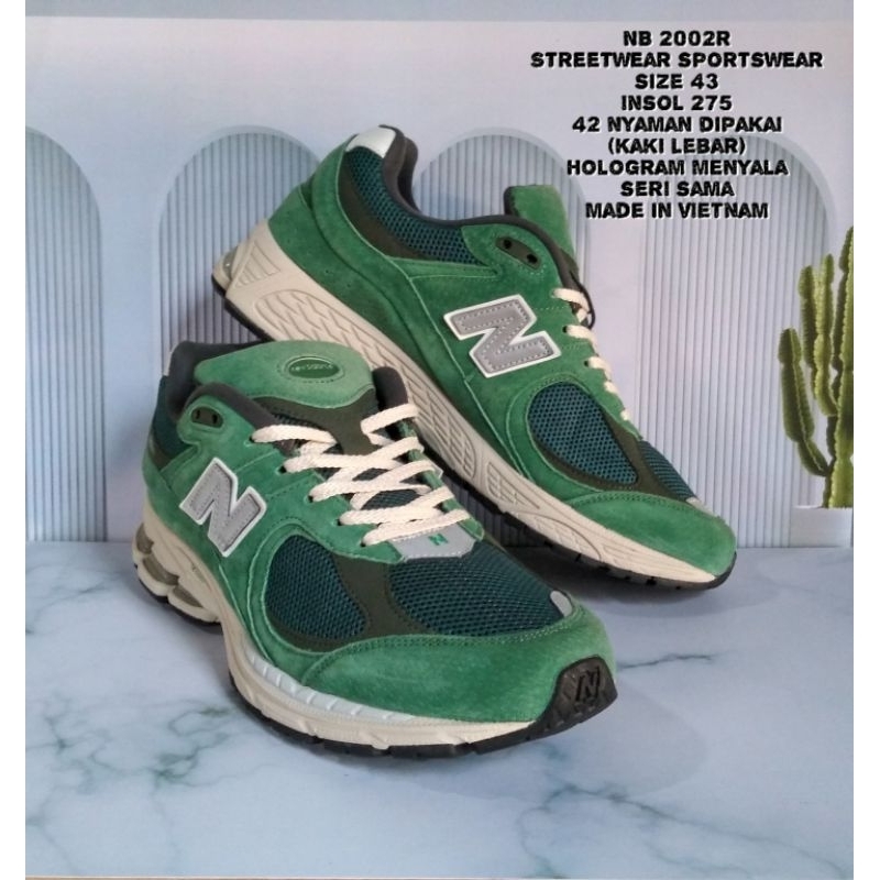 New Balance 2002R Streetwear Sportswear