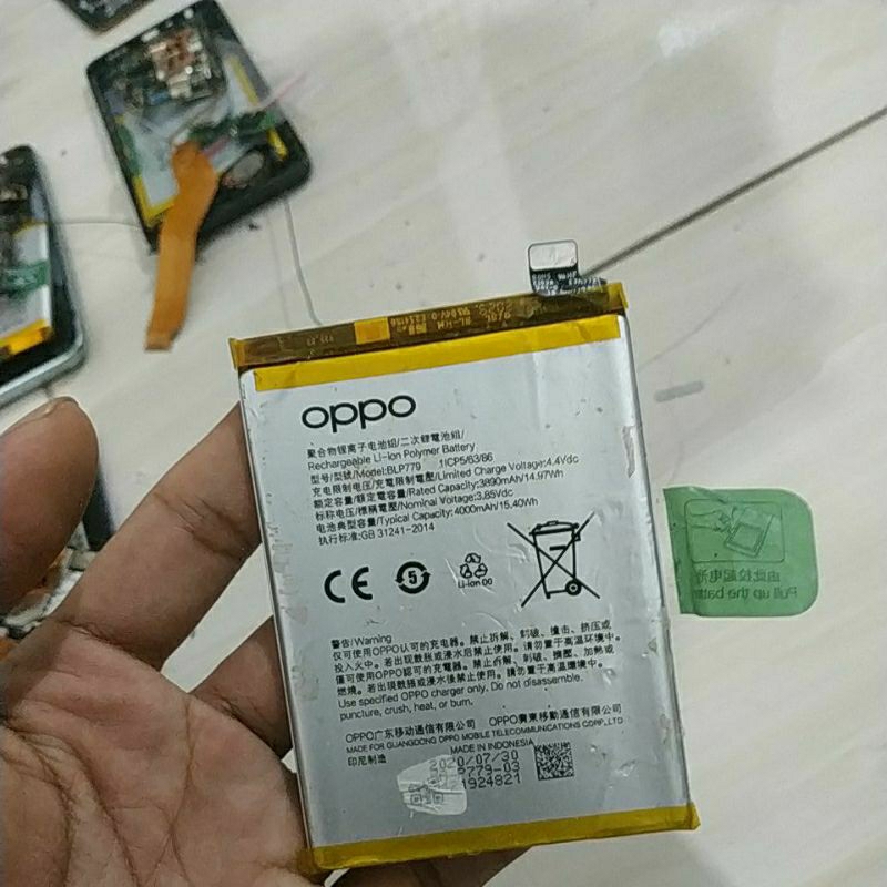 baterai bekas ori Oppo Reno 4f blp779