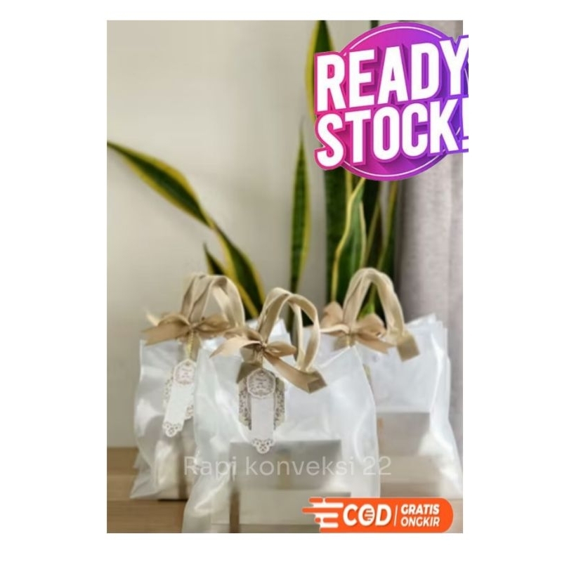 

TAS MIKA TELASFARAN DOP TAS HAMPERS PVC TEBAL MIKA 0,25