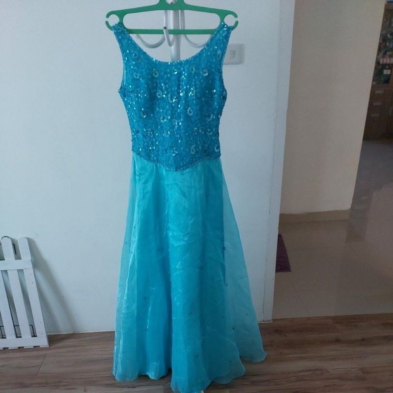 baju pesta LD 80 cm panjang 140 cm